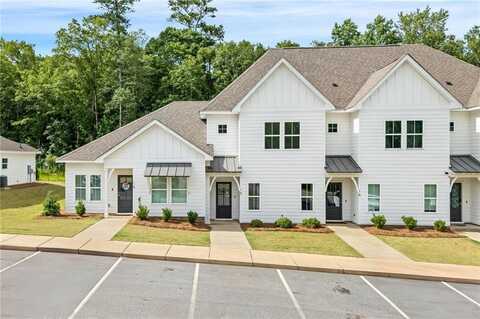 630 VILLAGE DRIVE, OPELIKA, AL 36801