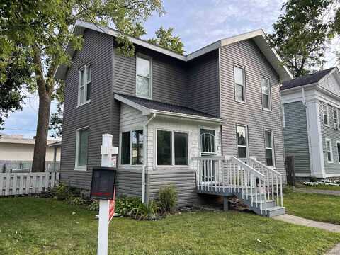 132 W Church, Clinton, MI 49236