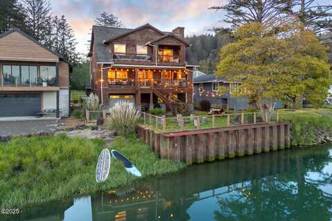 6925 Parker Street, Pacific City, OR 97135