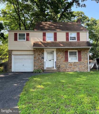 102 FOREST DR, WILMINGTON, DE 19804