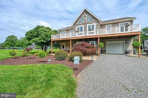 231 BEAR CASTLE DR, BUMPASS, VA 23024