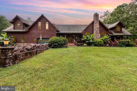 4323 MOUNT EPHRAIM RD, SUMERDUCK, VA 22742