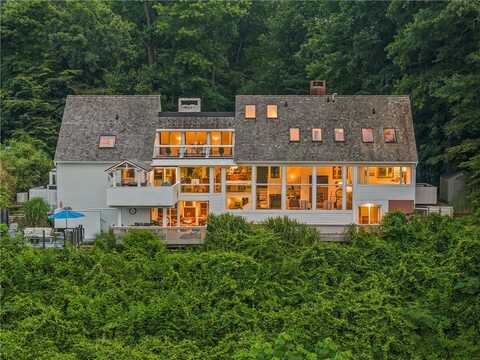 124 Holcomb Dr, Williamsburg, VA 23185