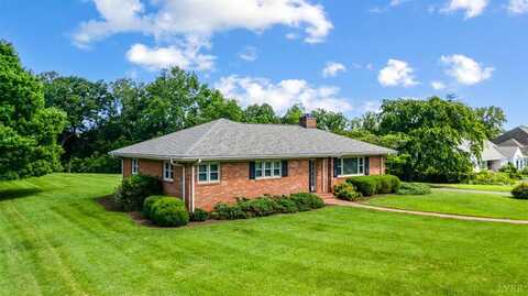 2833 Link Road, Lynchburg, VA 24503