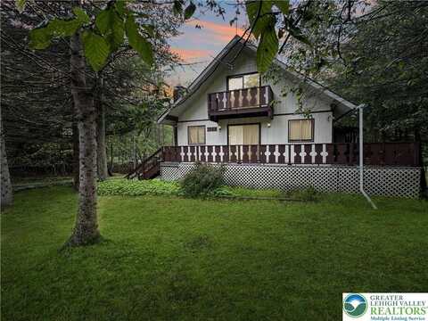 8252 Natures Drive, Coolbaugh Twp, PA 18466