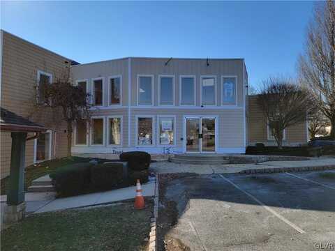 4013 William Penn Highway unit: 2Nd Fl 1567, Palmer, PA 18045