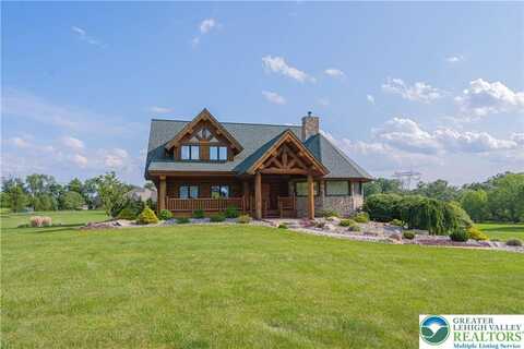 379 Meyer Road, Bushkill, PA 18064