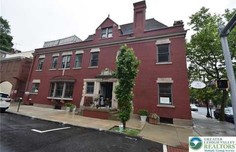 252 Spring Garden Street unit: 2B, Easton, PA 18042