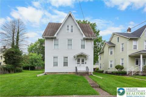 170 S Whitfield Street, Nazareth Boro, PA 18064