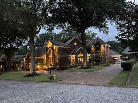 3315 CLUBHILL, Memphis, TN 38125