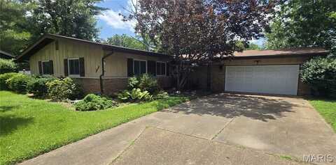 7 Milbrook Lane, Florissant, MO 63033