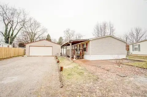 121 MONTICELLO Place, Fairview Heights, IL 62208