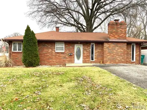 102 EDWARD Street, O'Fallon, IL 62269