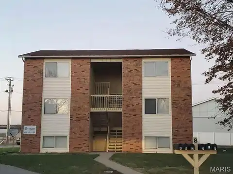 8 JARDIN Court, Collinsville, IL 62226