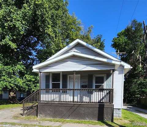 2412 BROMLEY Avenue, Granite City, IL 62040