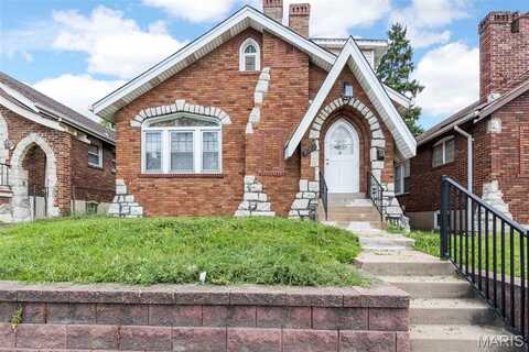 7063 W Florissant Avenue, Flordell Hills, MO 63136