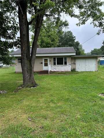 151 Hogan Avenue, Pacific, MO 63069