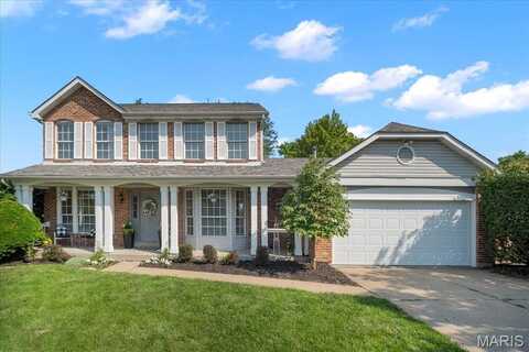 300 Wildberry Lane, Saint Charles, MO 63304