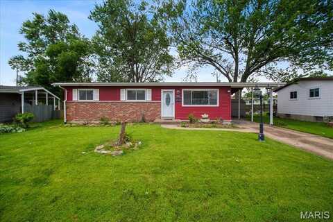560 Falcon Drive, Florissant, MO 63031