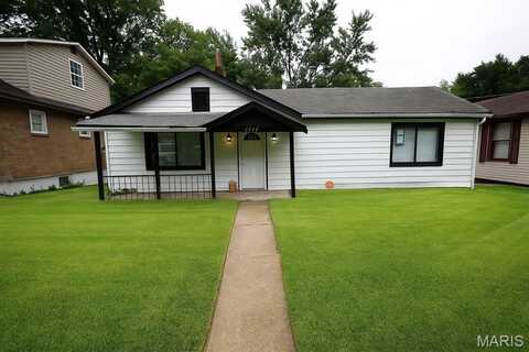 5444 Janet Avenue, Jennings, MO 63136