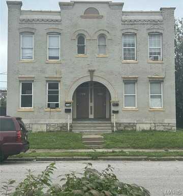 2013 Grand Avenue, Granite City, IL 62040
