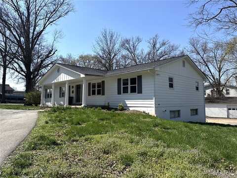 151 Colonial Lane, Troy, MO 63379