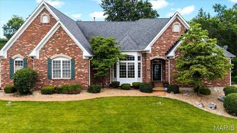 308 Amici Circle, Oakville, MO 63129