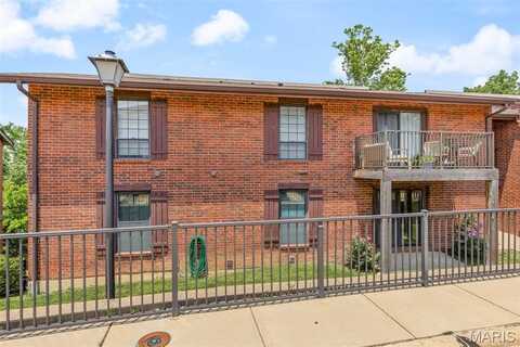 5543 Baronridge Drive, Saint Louis, MO 63129