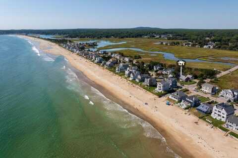 168 Ocean Avenue, Wells, ME 04090