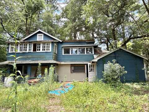 118 5th St SW, Moultrie, GA 31768