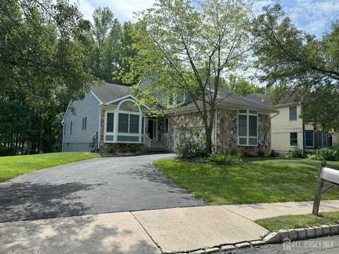 36 Lavender Drive, Brunswick Gardens, NJ 08540