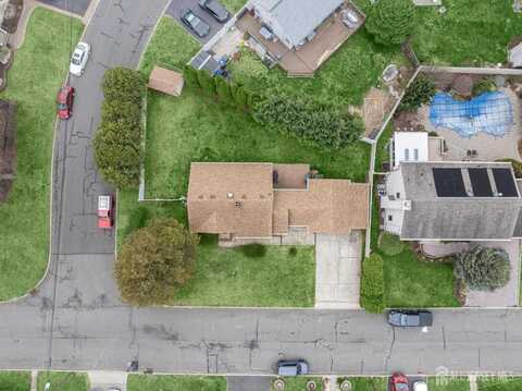 9 High Point Road, East Brunswick, NJ 08816