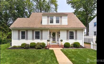 3 Mayfield Place, Metuchen, NJ 08840