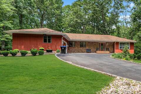 2 Crommelin Court, East Brunswick, NJ 08816