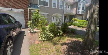 9 Henry Court, Plainsboro, NJ 08536