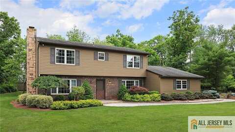 825 Hoes Lane W, Piscataway, NJ 08854
