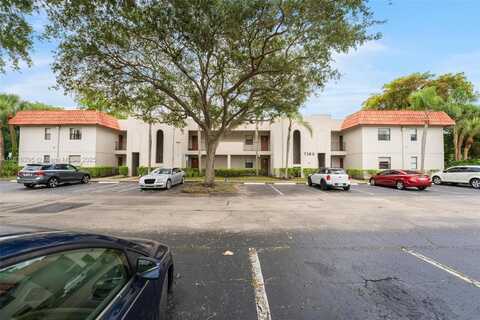 7260 Woodmont Ter, Tamarac, FL 33321