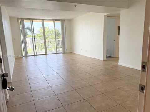 1341 SE 3rd Ave, Dania Beach, FL 33004