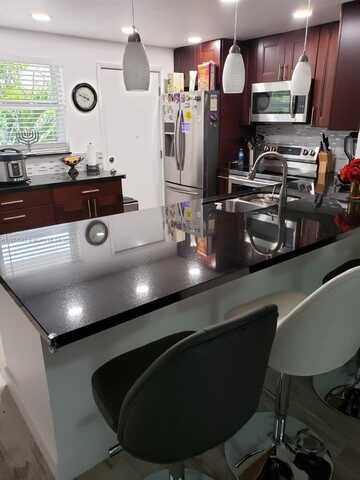 900 NE 12th Ave, Hallandale Beach, FL 33009