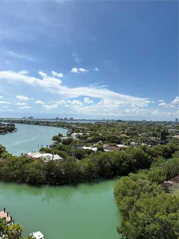 7441 Wayne Ave, Miami Beach, FL 33141