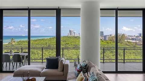8701 Collins Ave, Miami Beach, FL 33154