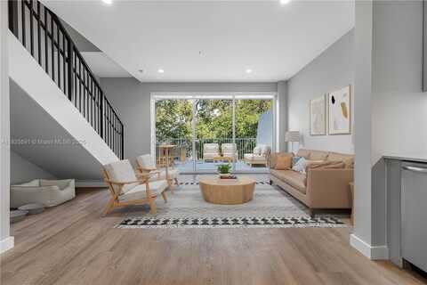 3335 Thomas Ave, Coconut Grove, FL 33133