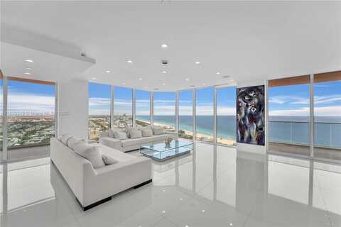 300 S Pointe Dr, Miami Beach, FL 33139