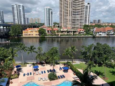19390 Collins Ave, Sunny Isles Beach, FL 33160