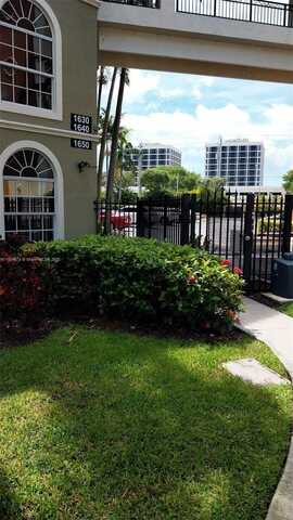1640 Presidential Way, West Palm Beach, FL 33401