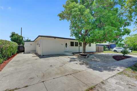 17925 NE 7th Ct, Miami, FL 33162