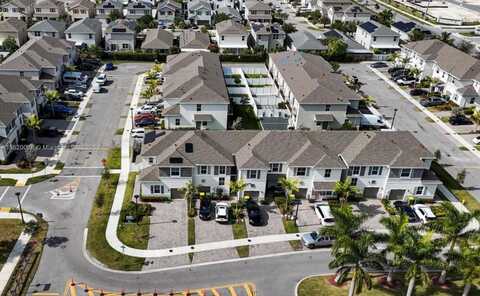 752 SE 17th St, Homestead, FL 33034