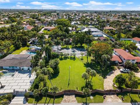 310 NW 130th Ave, Miami, FL 33182