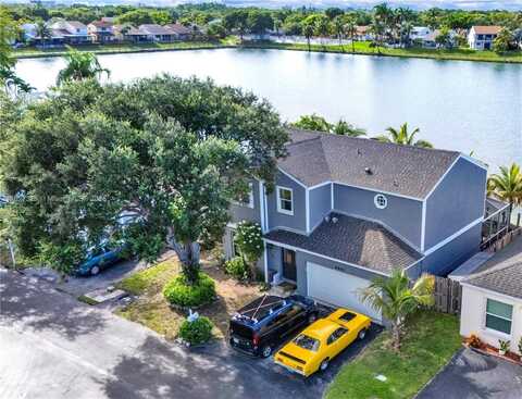 9891 SW 221st Ter, Cutler Bay, FL 33190