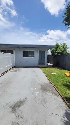 3042 NW 27th St, Miami, FL 33142